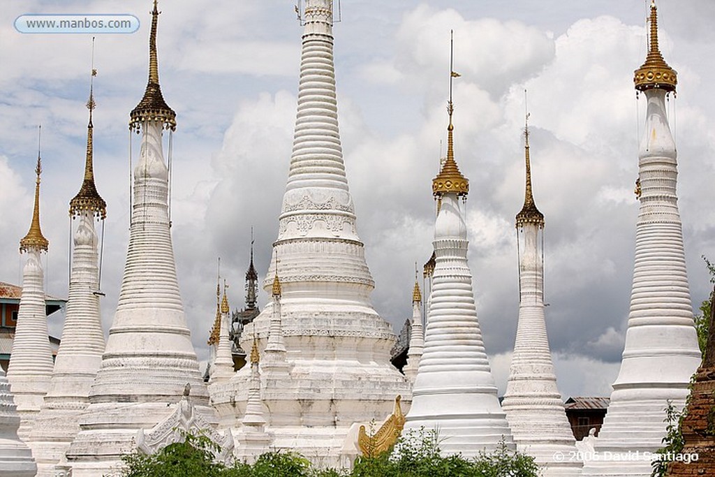 Lago Inle
Estupas en ywama Lago Inlhe Myanmar
Lago Inle