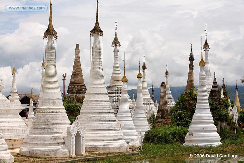 Lago Inle
Mujer Jirafa en Kaung Daing Lago Inlhe Myanmar
Lago Inle