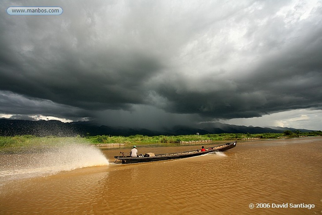 Lago Inle
Chinlon en el Lago Inlhe Myanmar
Lago Inle