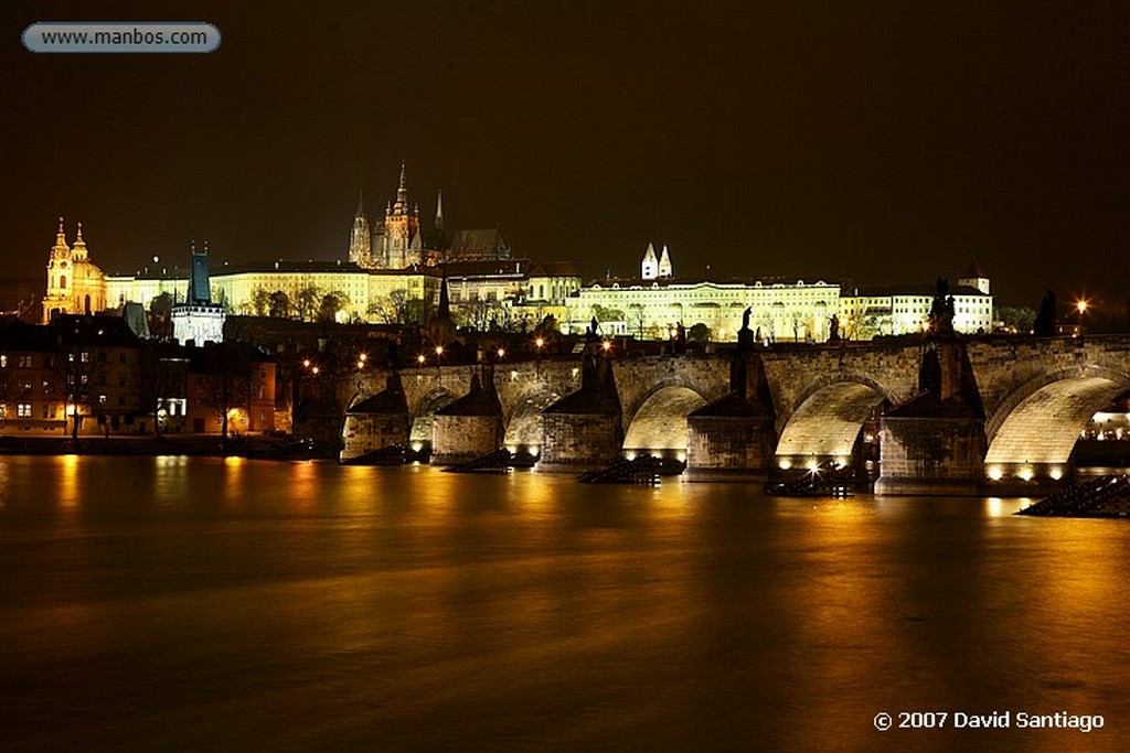 Praga
Calvario en el Puente Carlos
Praga