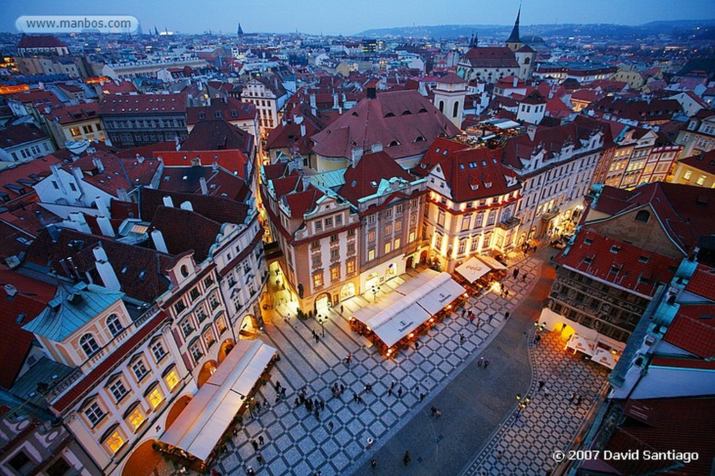 Praga
Josef Manes junto a la Casa de los Artistas
Praga