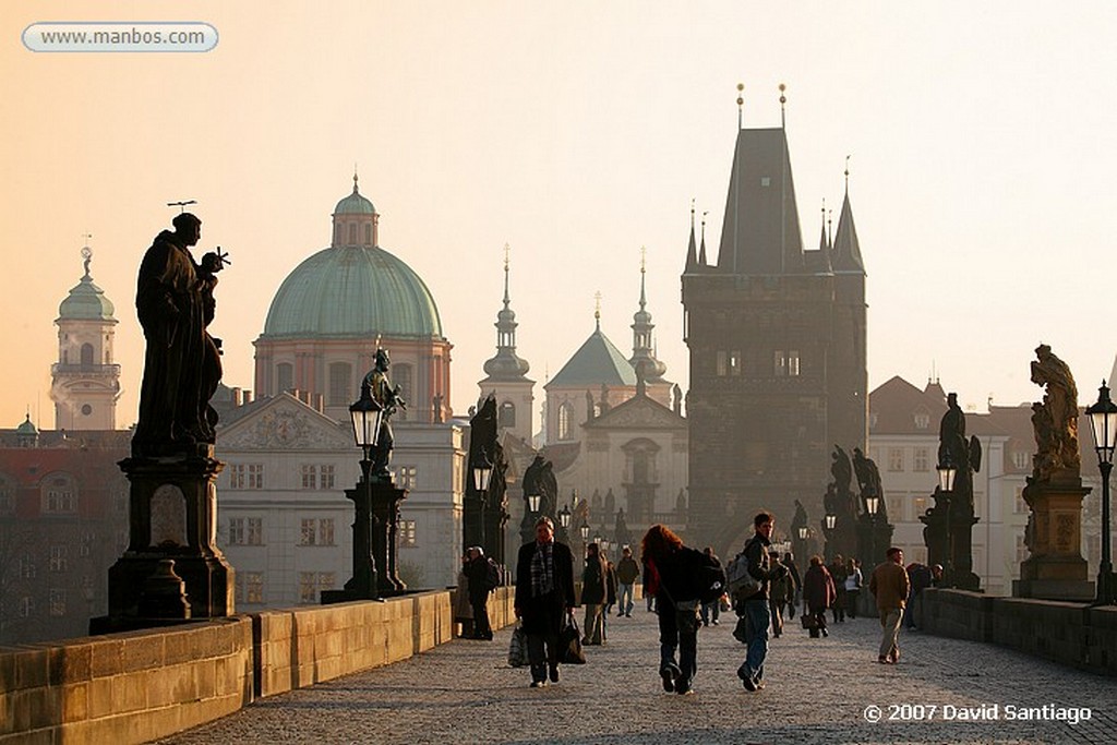 Praga
Puente de Carlos
Praga