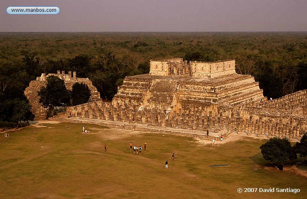 Uxmal
Templo de Jaguar Bicefalo - Uxmal - México
Yucatan