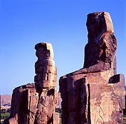 Colosos de Memnon, Medinet Habu, Egipto