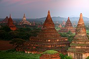 Objetivo 70 to 200
Pagodas y estupas en Pagan
Myanmar (Birmania)
PAGAN
Foto: 13628