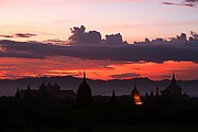 Objetivo 70 to 200
Pagodas y estupas en Pagan
Myanmar (Birmania)
PAGAN
Foto: 13647