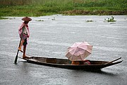 Objetivo 70 to 200
Birmanos Por Las Aguas del Lago Inlhe en Myanmar
Myanmar (Birmania)
LAGO INLE
Foto: 13710