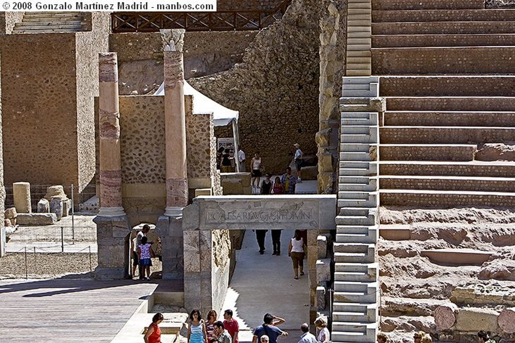 Cartagena
Detalle de columna y capitel del Teatro Romano.
Murcia