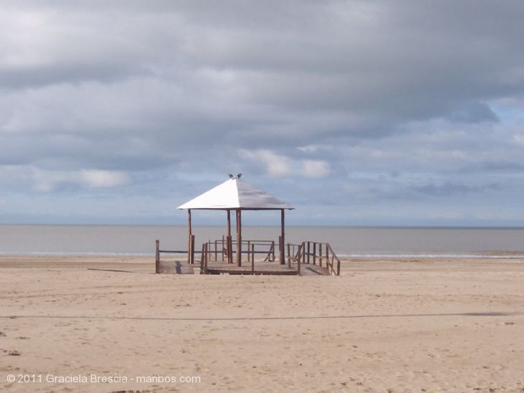 San Clemente
Sombras de playa
Buenos Aires