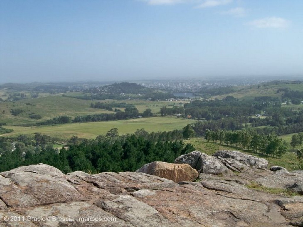 Tandil
Cerros y campos fertiles
Buenos Aires