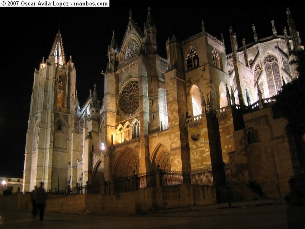 Sahagun
Iglesia de San Tirso
Leon