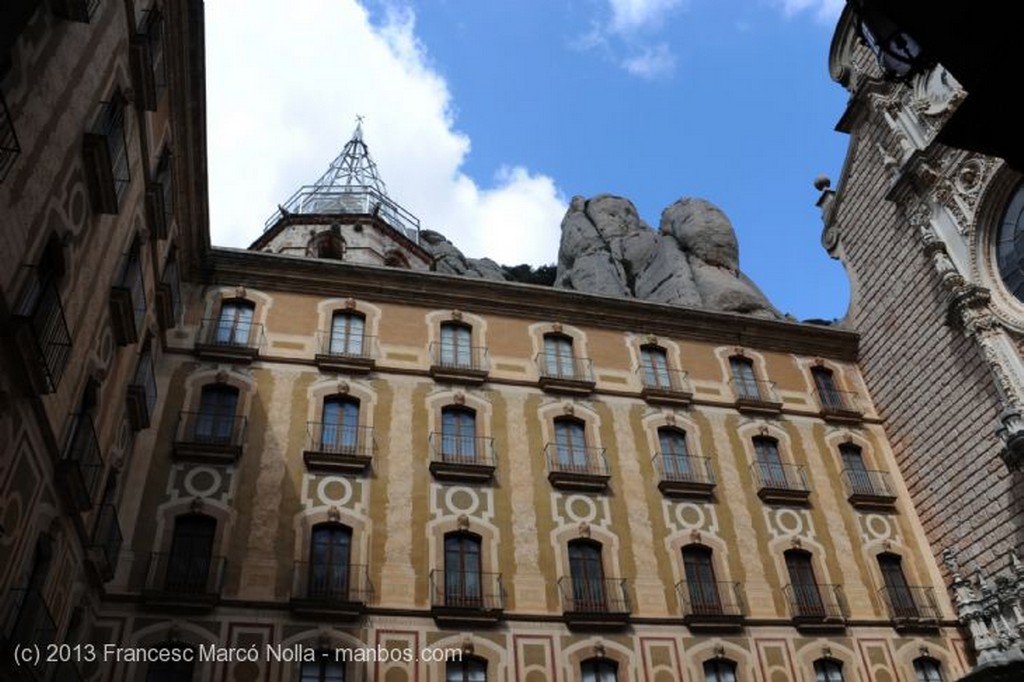 Monasterio de Montserrat
Monasterio de Montserrat
Barcelona