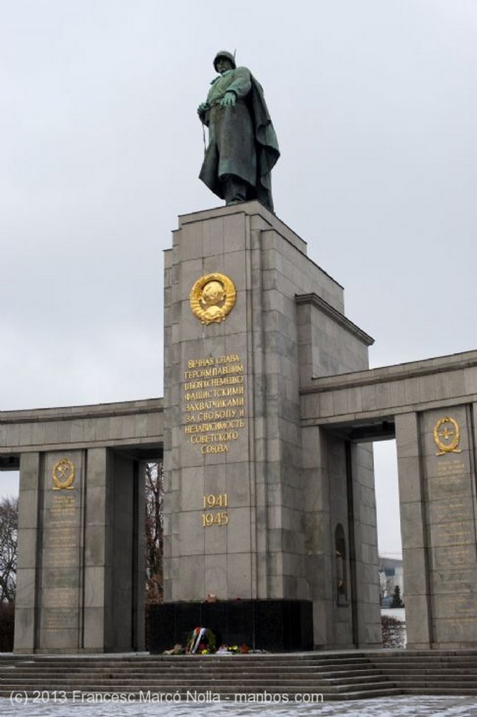 Berlin
Monumento Soldado Sovietico
Berlin