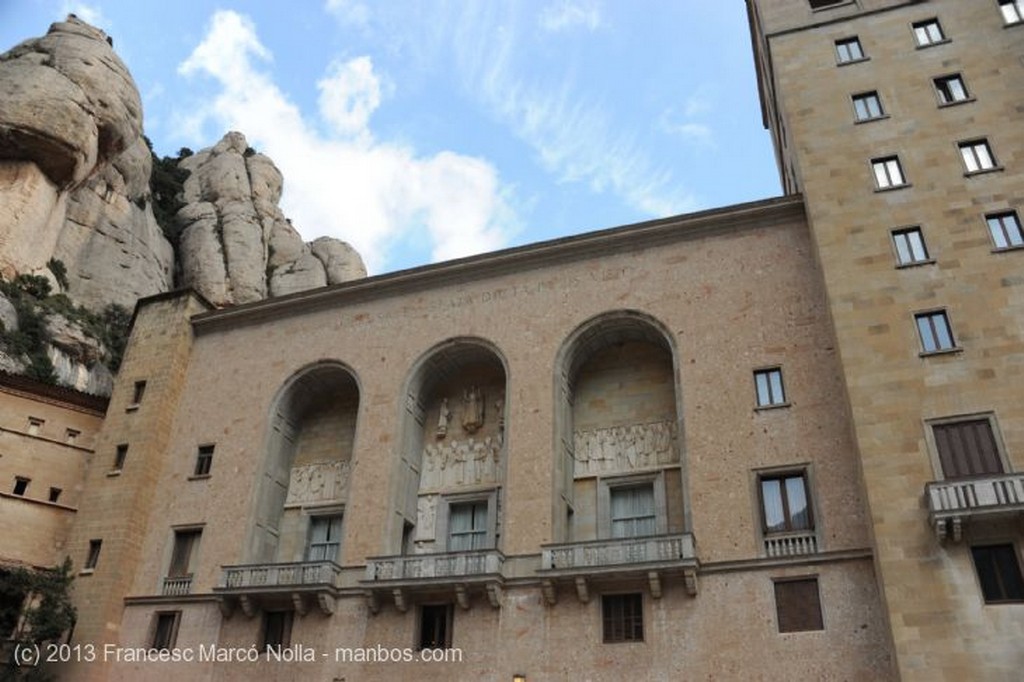 Monasterio de Montserrat
Monasterio de Montserrat
Barcelona