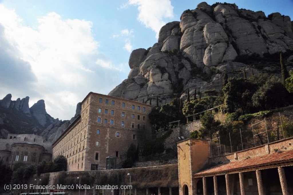 Monasterio de Montserrat
Monasterio de Montserrat
Barcelona