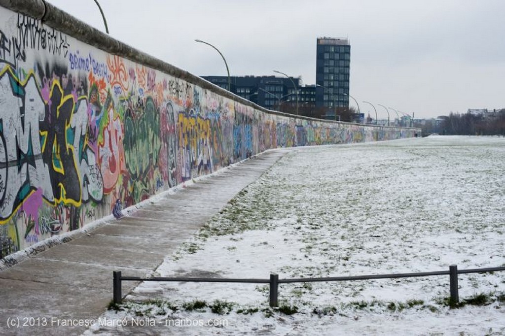 Berlin
Edificio Antigua RDA
Berlin