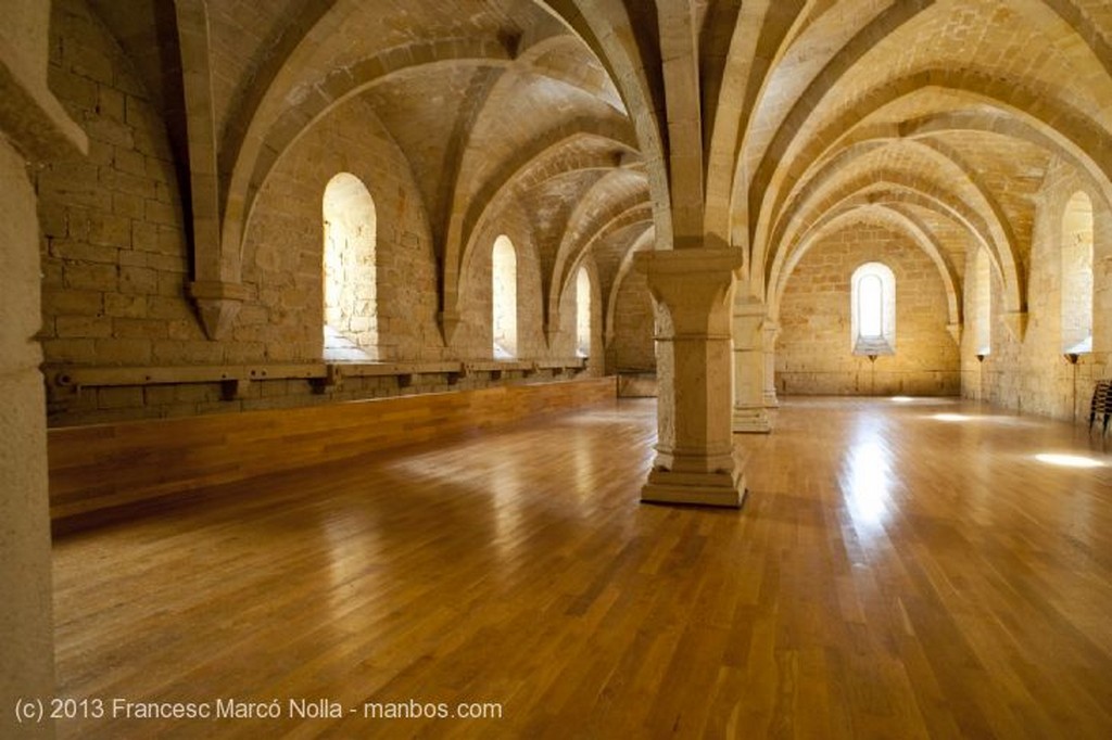 Monasterio de Poblet
Monasterio de Poblet
Tarragona