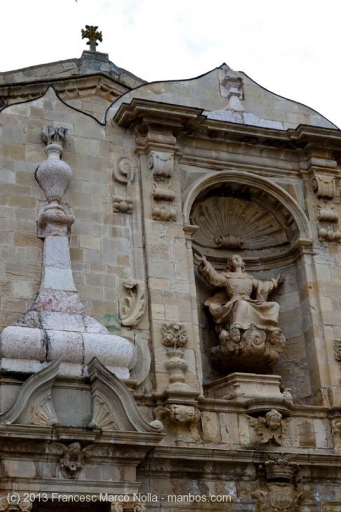 Monasterio de Poblet
Monasterio de Poblet
Tarragona