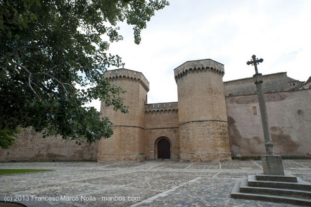 Monasterio de Poblet
Monasterio de Poblet
Tarragona