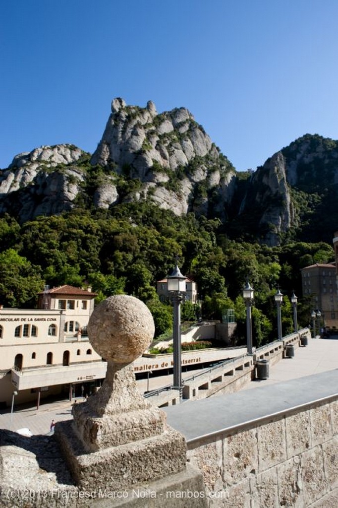 Monasterio de Montserrat
Monasterio de Montserrat
Barcelona