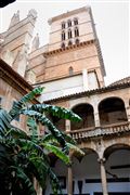 Claustro de La Catedral , Palma de Mallorca , España 