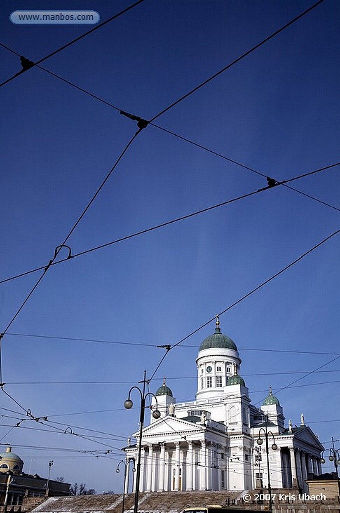 Helsinki
Catedral Luterana en plaza del senado
Helsinki
