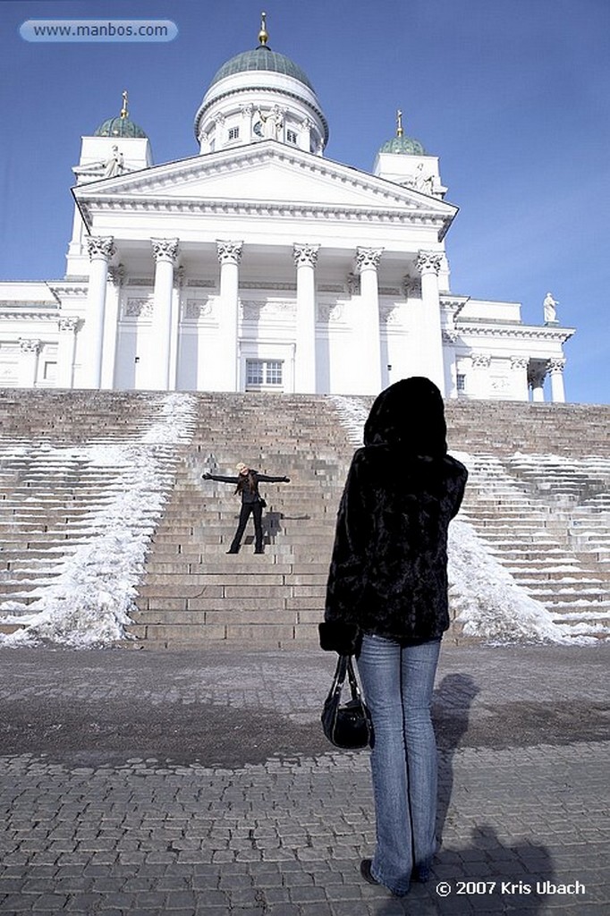 Helsinki
Catedral Luterana en plaza del senado
Helsinki