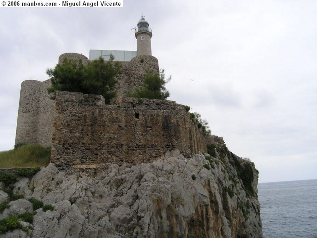 Castro Urdiales
faro
Cantabria