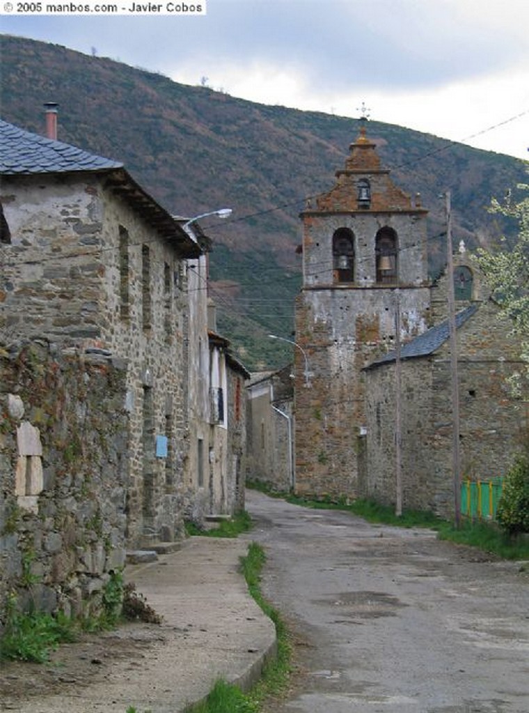 Barrio de La Puente
Iglesia y Ermita
León