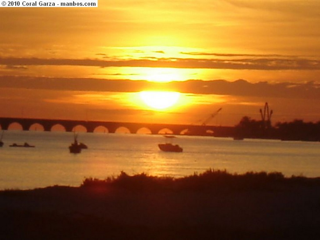 Progreso
Amanecer en Progreso
Yucatan