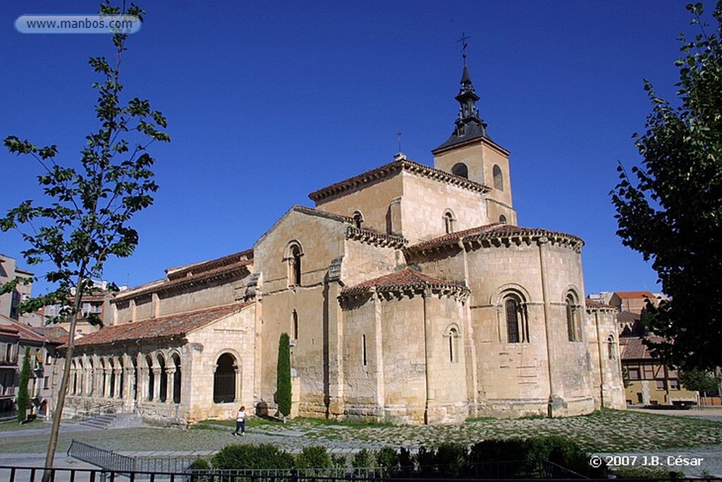 Segovia
Iglesia de San Clemente
Segovia