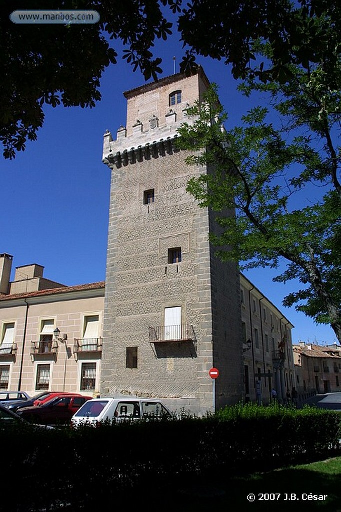 Segovia
Casa de los Picos
Segovia