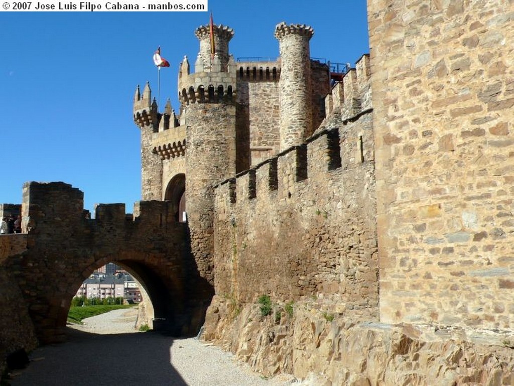 Foto de Ponferrada, Castillo de los Templarios, Leon, España - Castillo de los Templarios