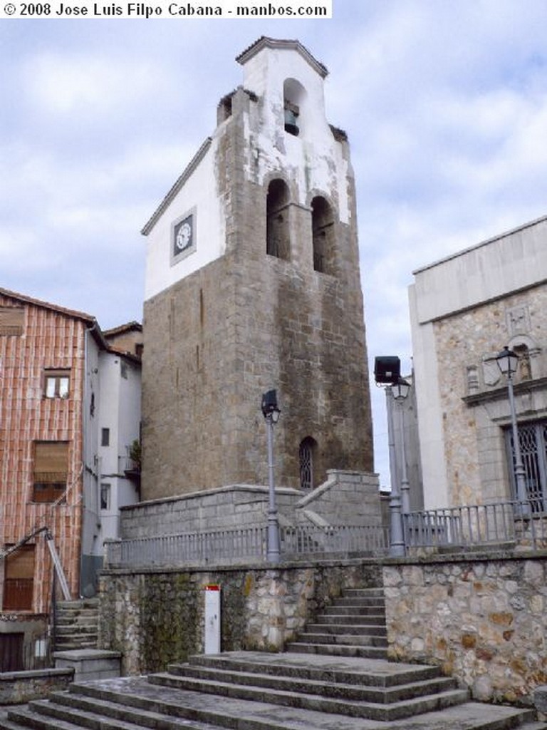 Foto de Bejar, Plaza de Martin Mateos, Salamanca, España - Torre de San Gil