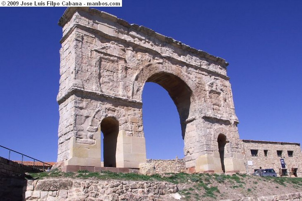 Volubilis
Templo de Júpiter
Meknes