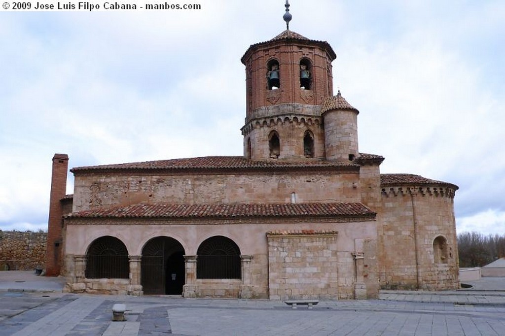 Almazan
Iglesia de San Miguel (s. XII)
Soria