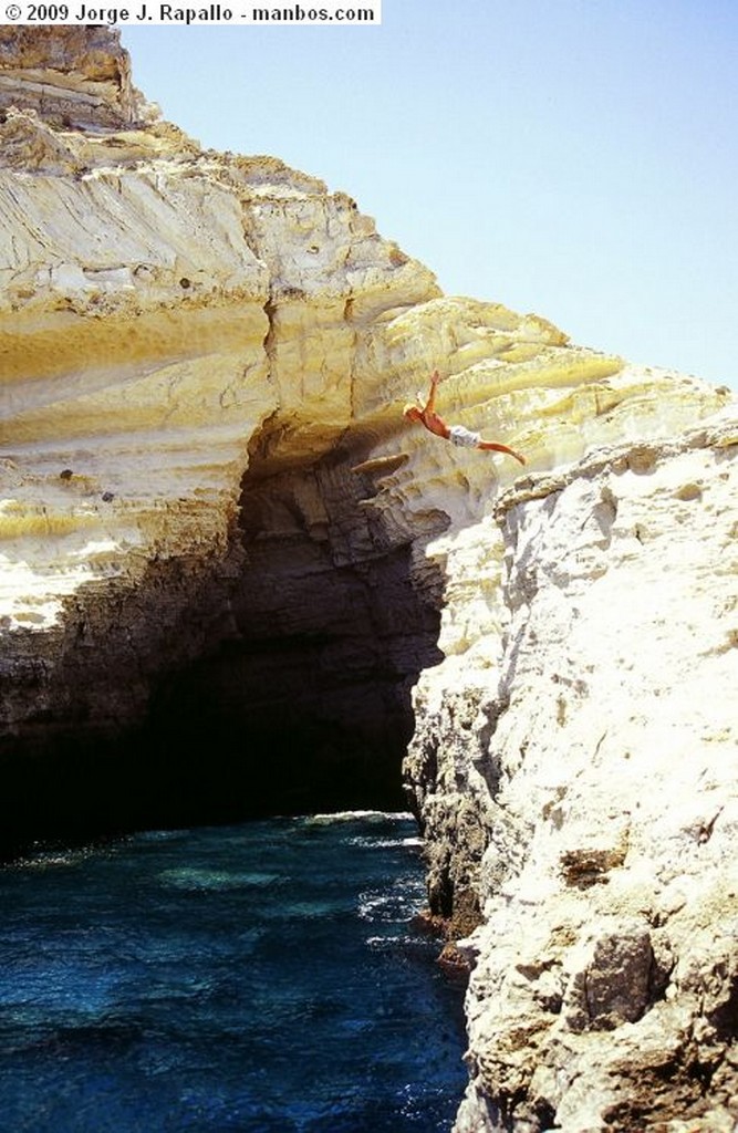 Cabo de Gata
CALAS JUNTO AL CASTILLO DE SAN RAMON
Almeria