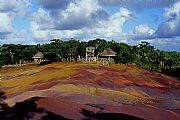 Camara canon eos 10 
La tierra de los siete colores
Jorge J. Rapallo
CHAMAREL
Foto: 18887