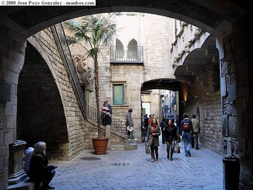 Barcelona
Exotismo Frente al Museo
Barcelona