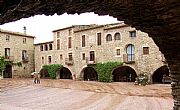 Plaza Jaume I, Monells, España