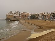 Platja de Sant Sebastia, Sitges, España