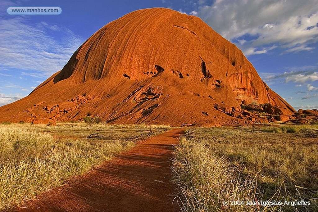 Parque Nacional Uluru-Kata Tjuta
Ayers Rock (Uluru)
Territorio del Norte