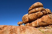 Camara Canon EOS 10D
Australia
DEVILS MARBLES
Foto: 14588