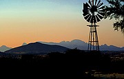 Camara Canon EOS-1D
Atardecer en el campamento del Tsaobis Leopard Nature Park
Namibia
LEOPARD PARK
Foto: 10006