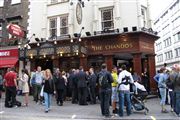 Camara Canon PowerShot G12
Pub The Chandos Londres
7 dias en Londres
LONDRES
Foto: 27170