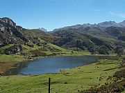 Camara KODAK DX6340 ZOOM DIGITAL
Lago Ercina
María del Mar Cerviño
LAGOS DE COVADONGA
Foto: 11125