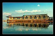 Camara Canon EOS 350D DIGITAL
Houseboat on Dal Lake
Baciu Cristian
SRINAGAR
Foto: 12522