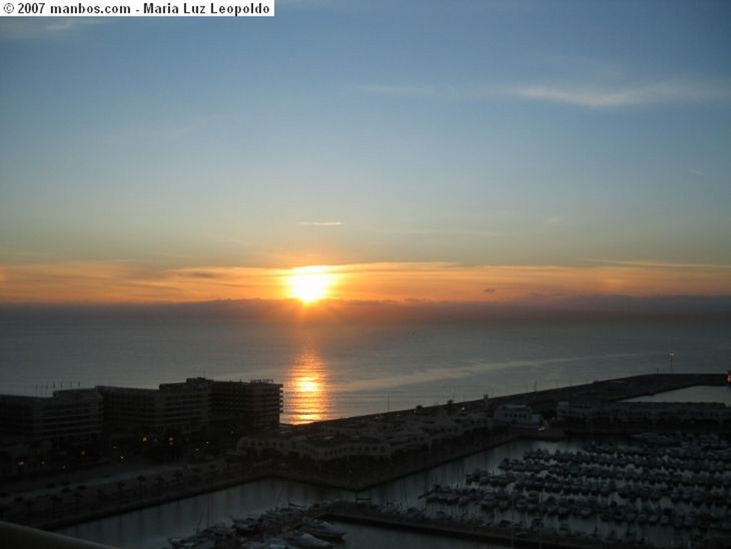 Alicante
Amanecer en el Mediterraneo
Alicante