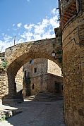 Baix Emporda, Peratallada, España