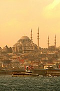 Objetivo 70 to 200
Vista del puente Gálata y de la Mezquita de Süleymaniye
Estambul
ESTAMBUL
Foto: 14057